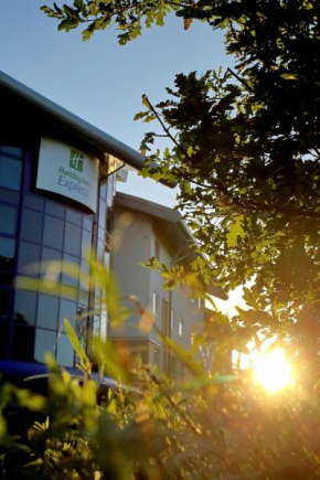 Holiday Inn Express Southampton - M27, J7, an IHG Hotel